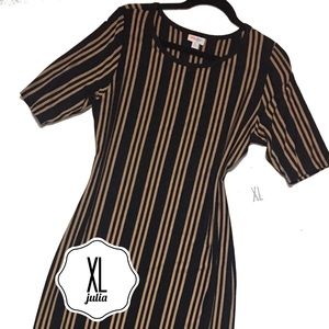 XL Julia T shirt dress